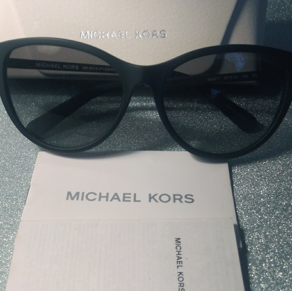 Authentic Michael Kors cat eye sunglasses